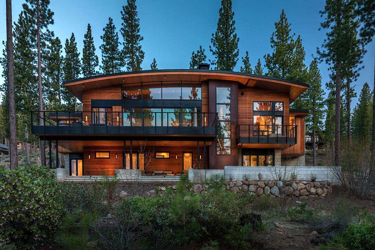 Martis-Camp-Mountain-Home-Lot-517-by-Kelly-and-Stone-Architects-3