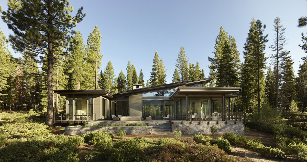 Martis-Camp-Residence-188-by-Walton-Architecture-Engineering-18