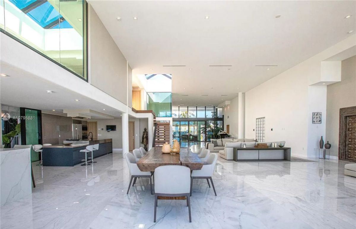 Miami-Beach-Florida-Brand-New-Home-on-Market-14