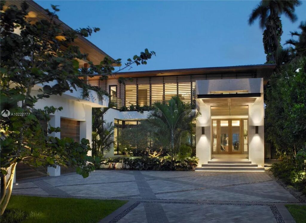 Miami Beach House on the Prestigious Sunset Islands for Sale at $19.9 Million
