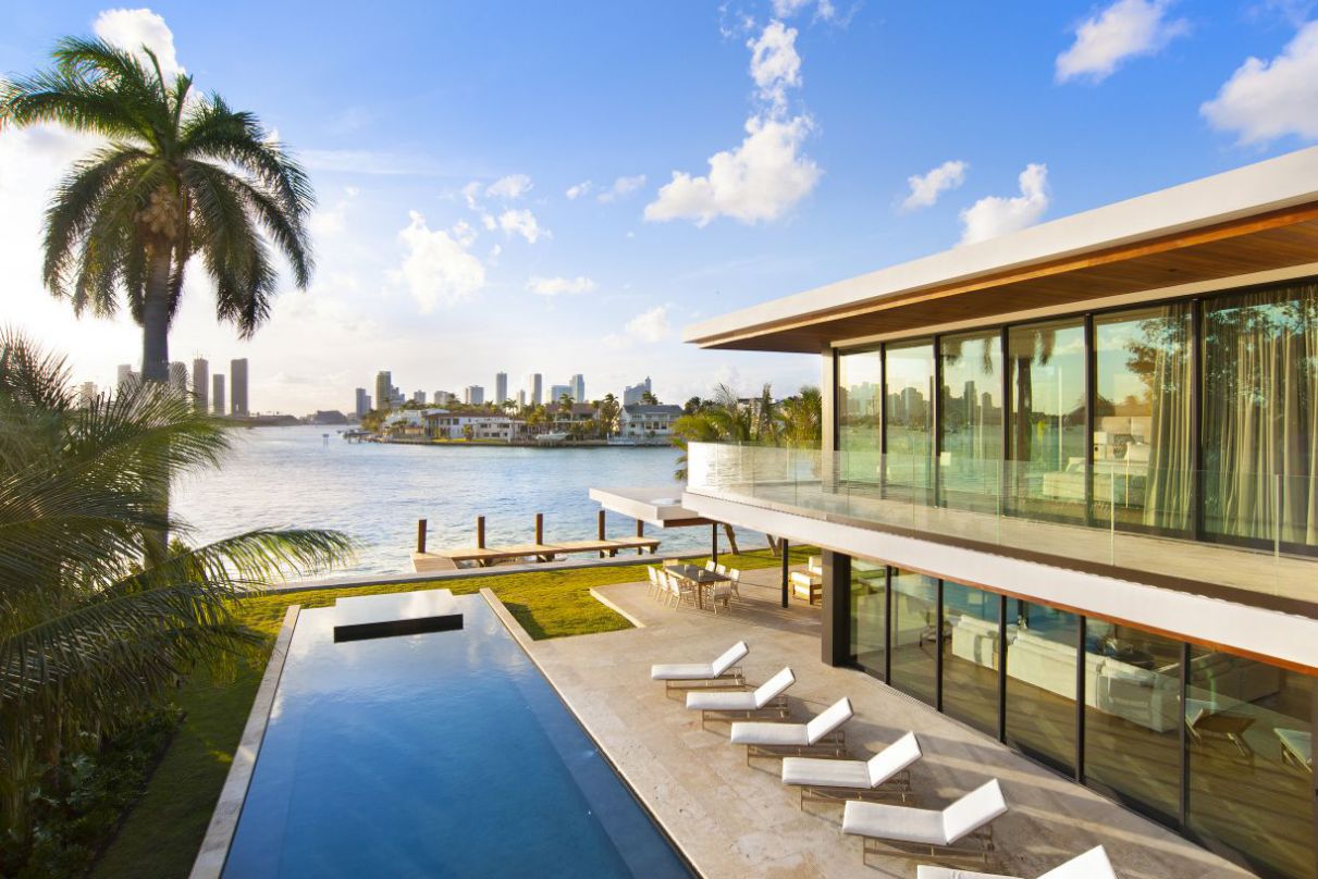 Miami-Beach-Modern-Waterfront-Home-by-In-Site-Design-Group-LLC-3