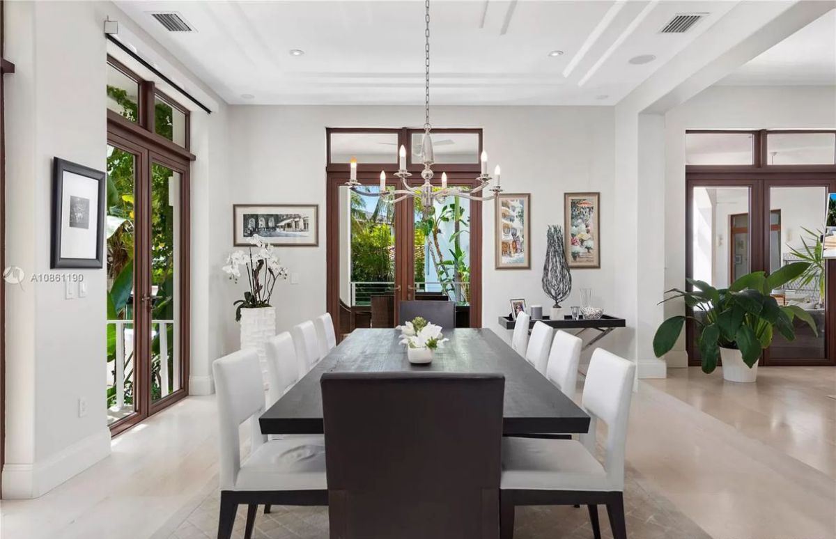 Modern-Mediterranean-Key-Biscayne-House-for-Sale-10