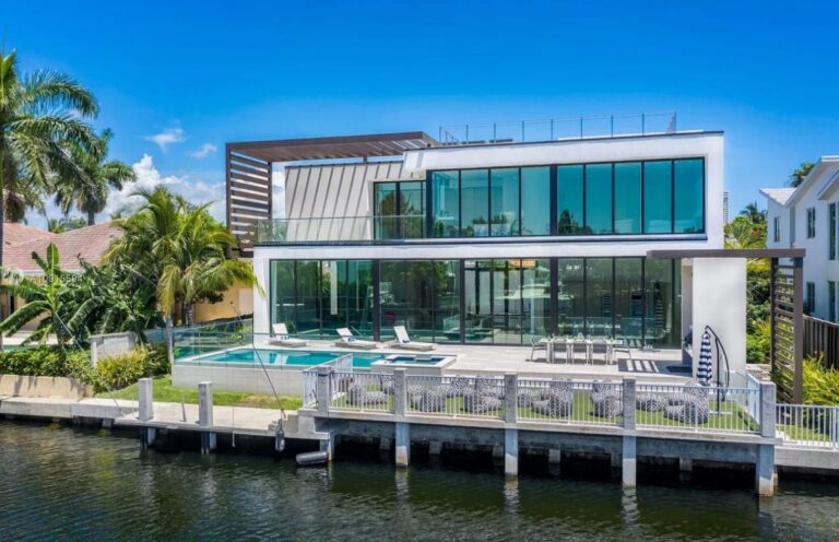 North Miami Beach Modern Home with Yacht Dockage Asks for $4.9 Million