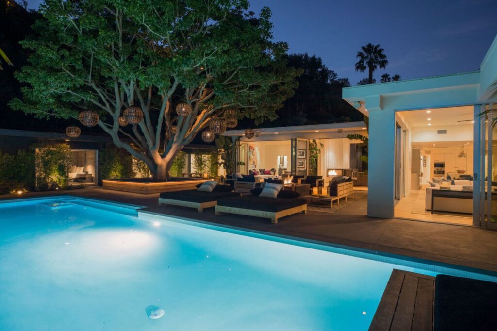 Perfect Beverly Hills Mid Century Modern Home