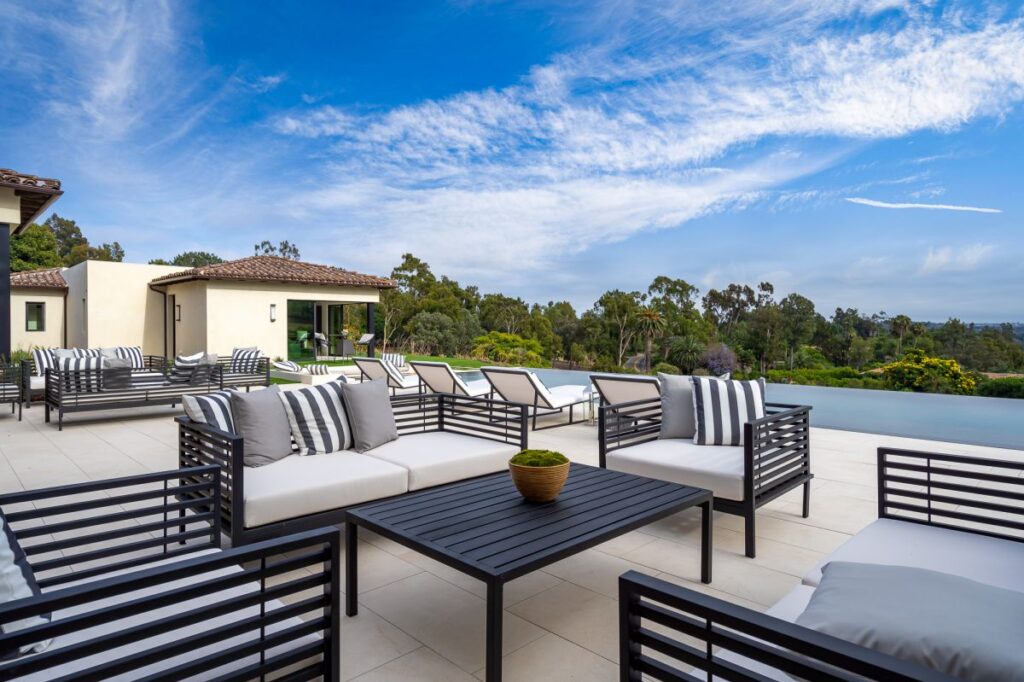 Rancho Santa Fe Iconic New Construction Home for Sale