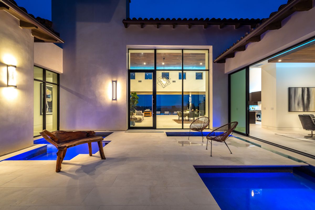 Rancho-Santa-Fe-Iconic-New-Construction-Home-for-Sale-21