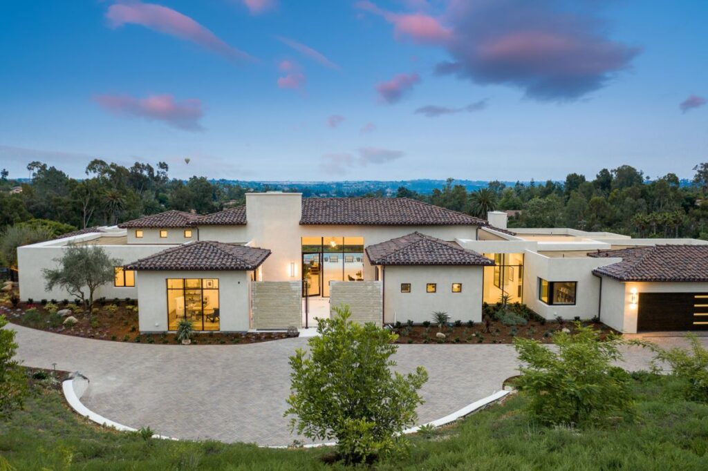 Rancho Santa Fe Iconic New Construction Home for Sale