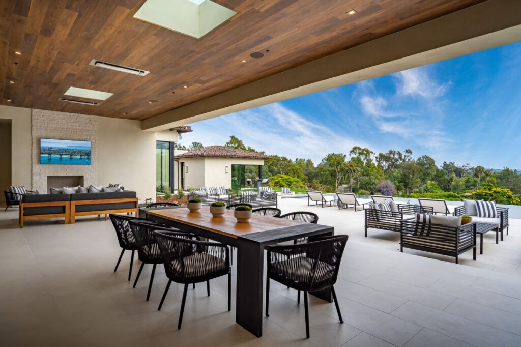 Rancho Santa Fe Iconic New Construction Home for Sale