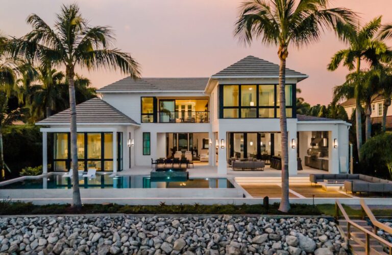 Remarkable Port Royal Luxury Home with Expansive Views in Naples, Florida
