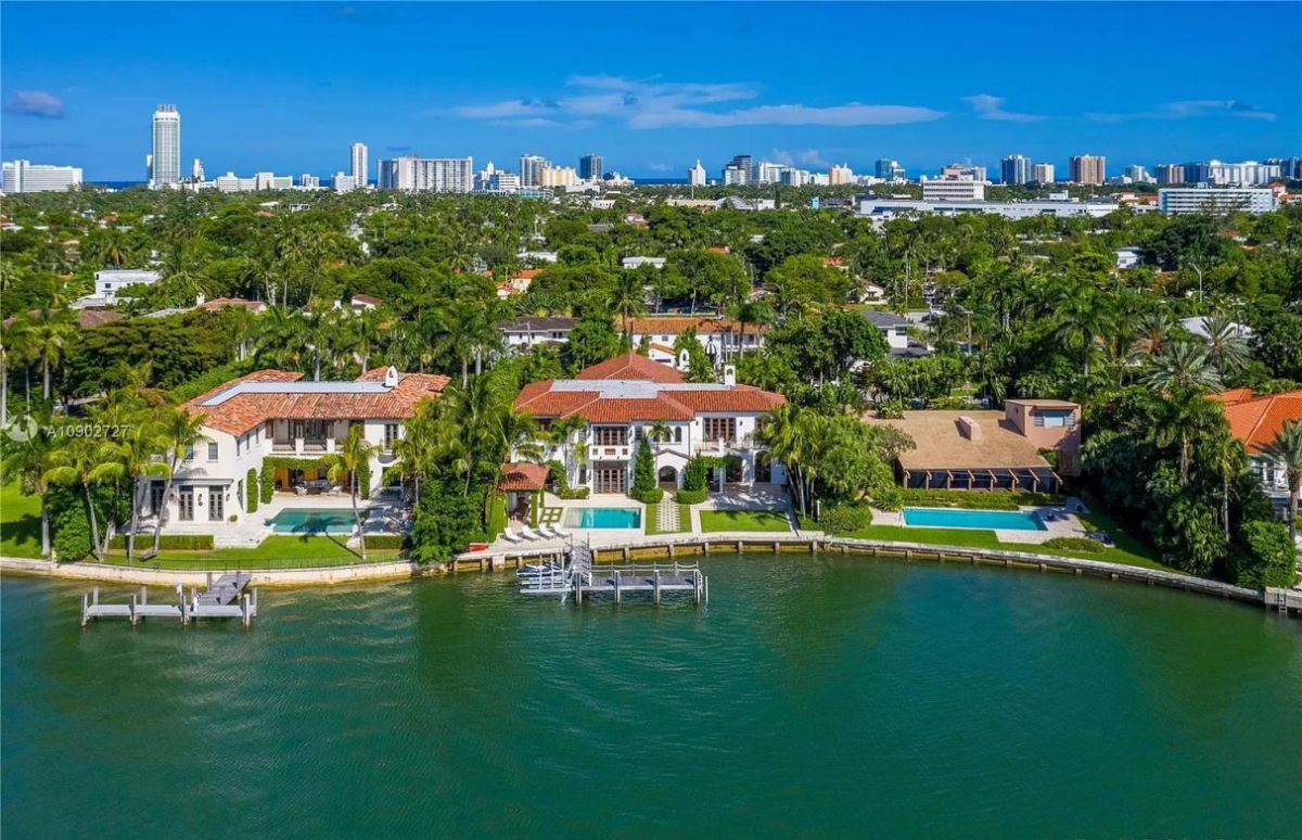 Spanish-Style-Home-in-Miami-Beach-on-Market-12