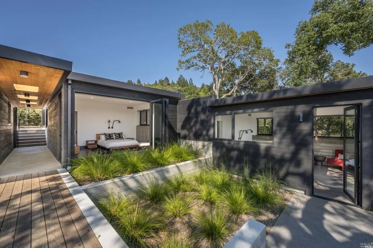 Striking-Contemporary-House-in-Sonoma-California-9