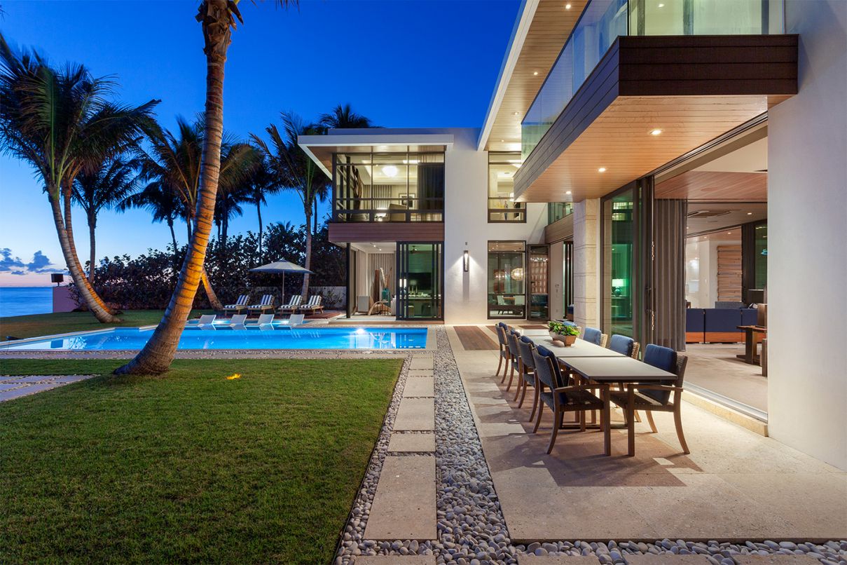 Stunning Palm Beach House In Florida Built By Mark Timothy I