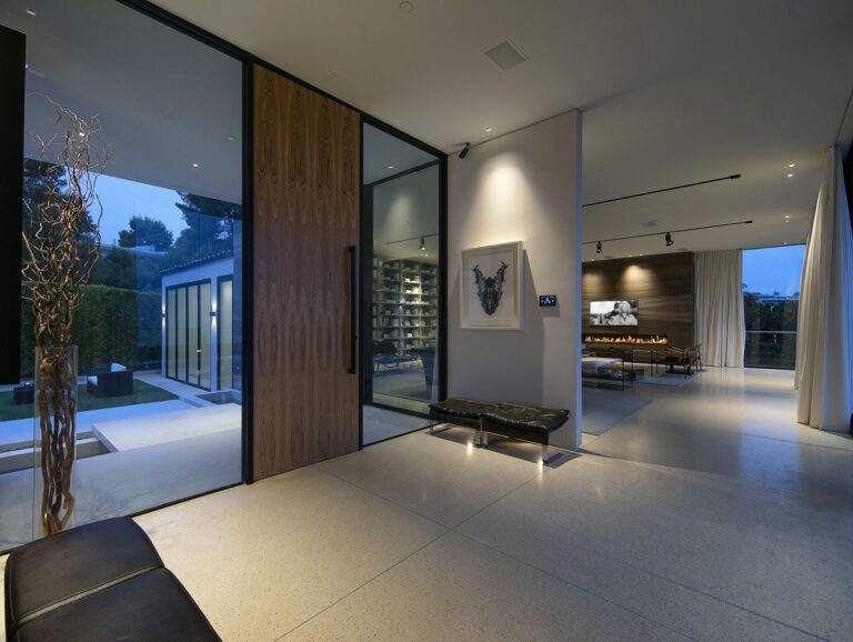 11 Million Trousdale Estates Contemporary Home in Beverly Hills for Sale