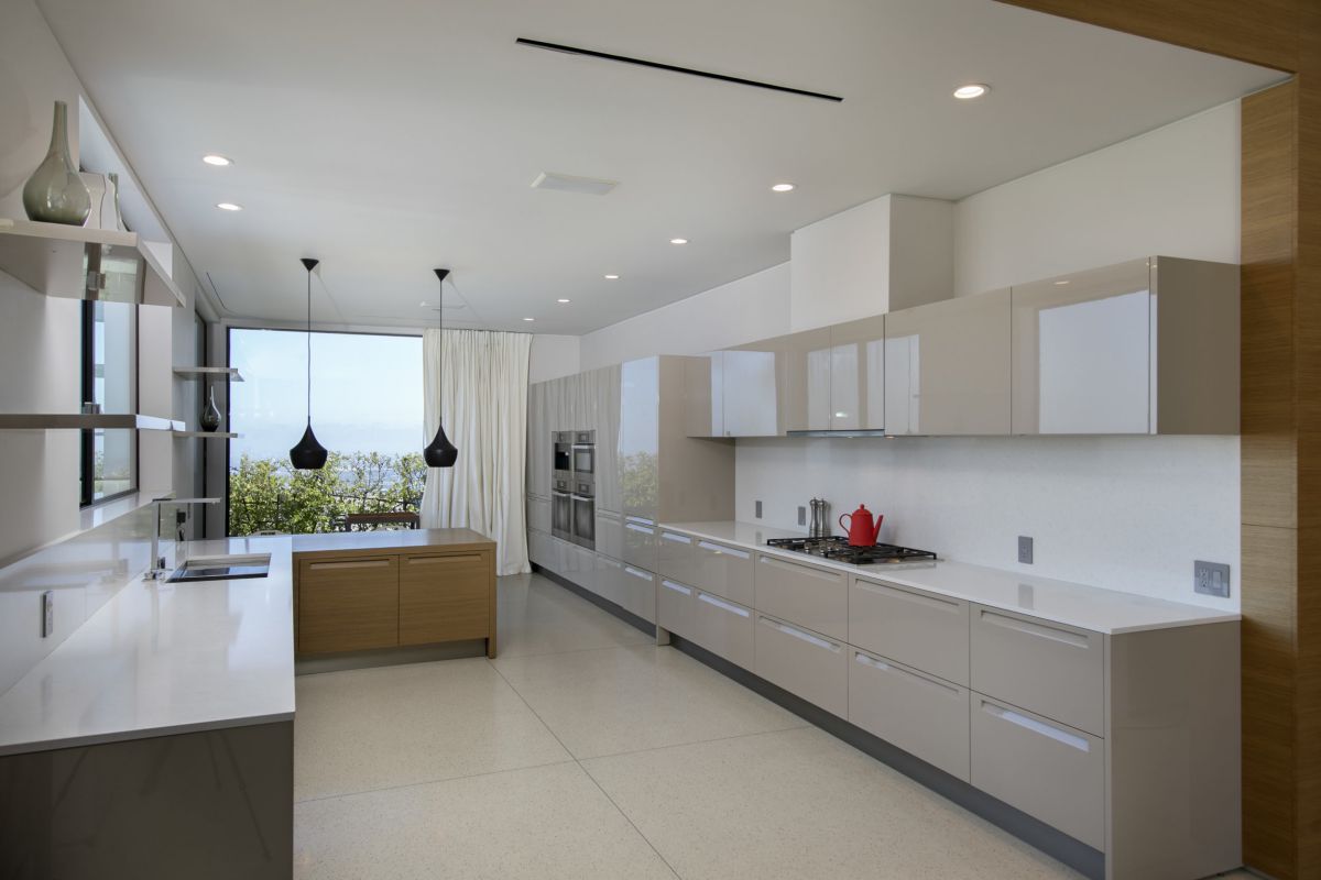 Trousdale-Estates-Contemporary-Home-in-Beverly-Hills-for-Sale-6