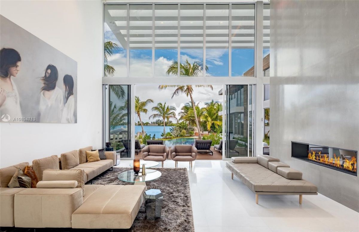 Unparalleled-Sabal-Palm-Modern-House-in-Florida-for-Sale-20-Million-25