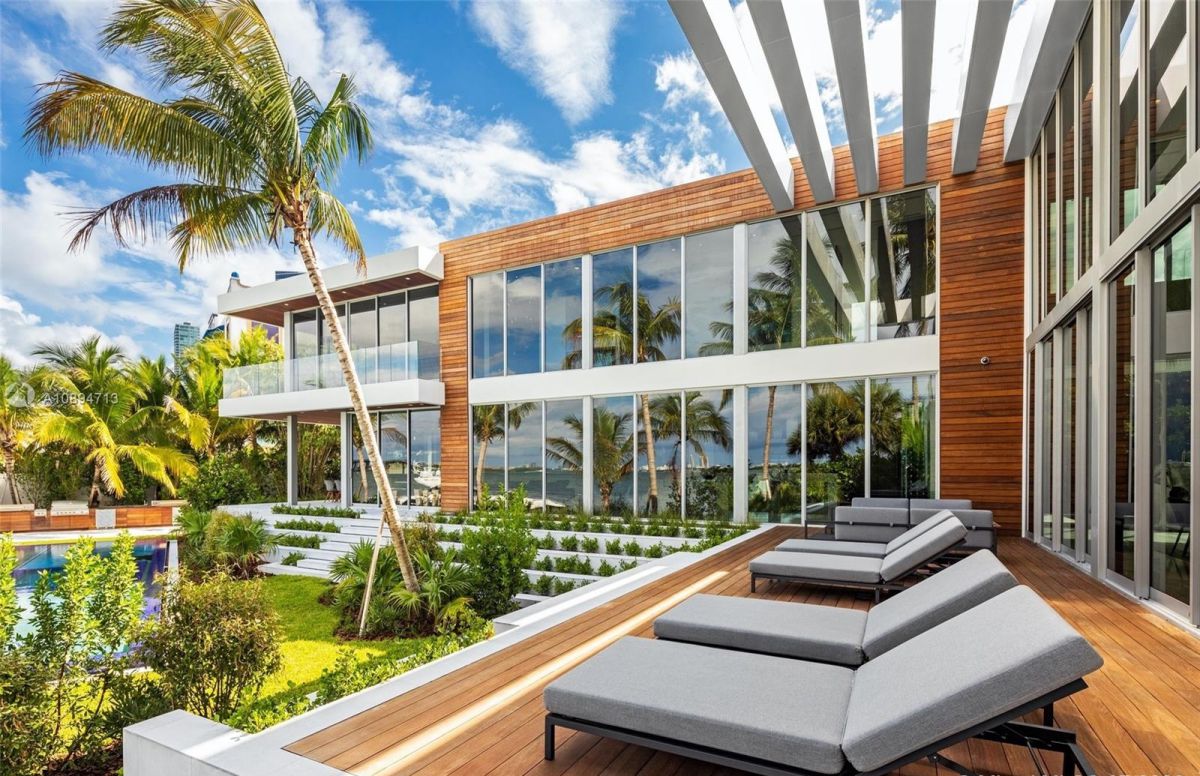 Unparalleled-Sabal-Palm-Modern-House-in-Florida-for-Sale-20-Million-33