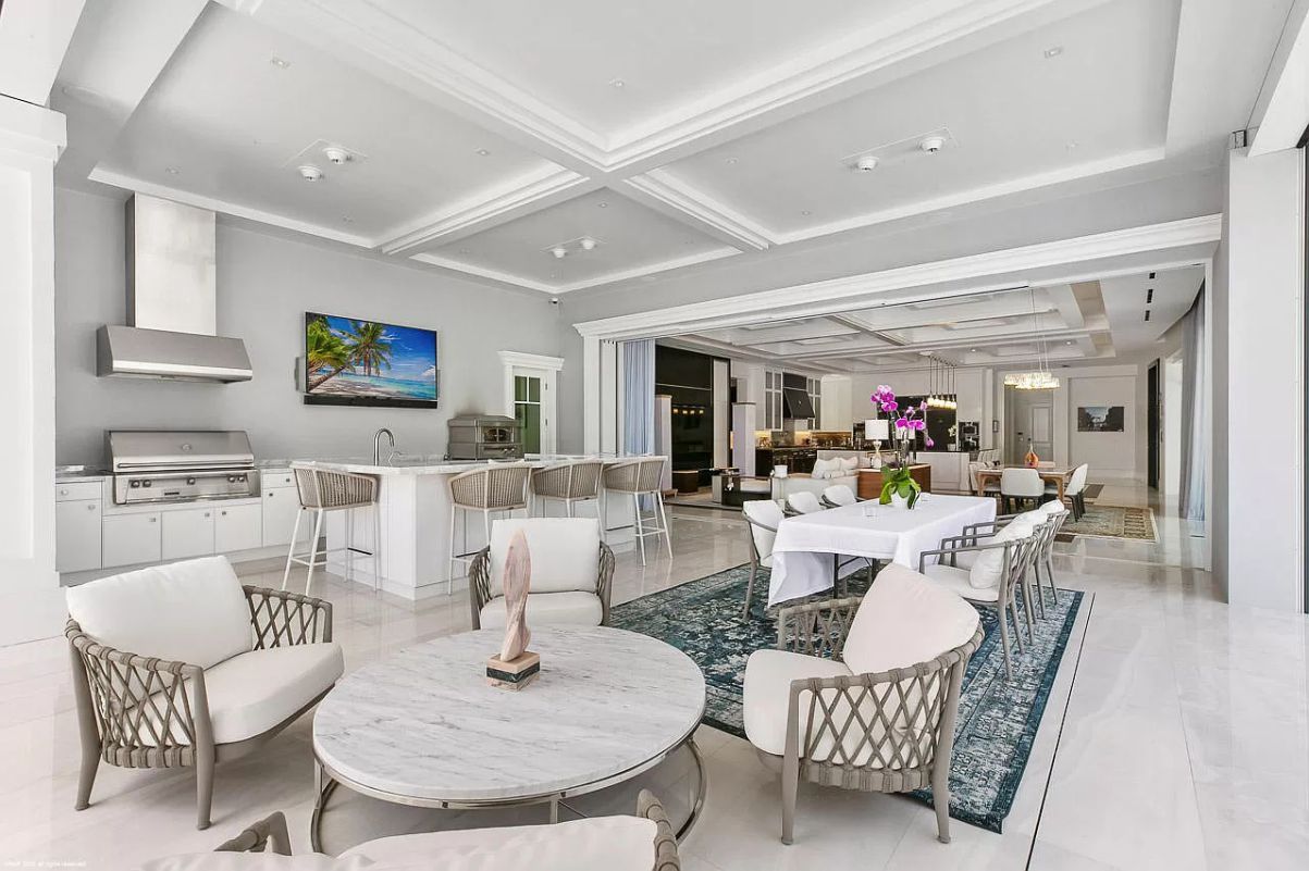 Unrivaled-Florida-Luxury-Home-in-Jupiter-for-Sale-5