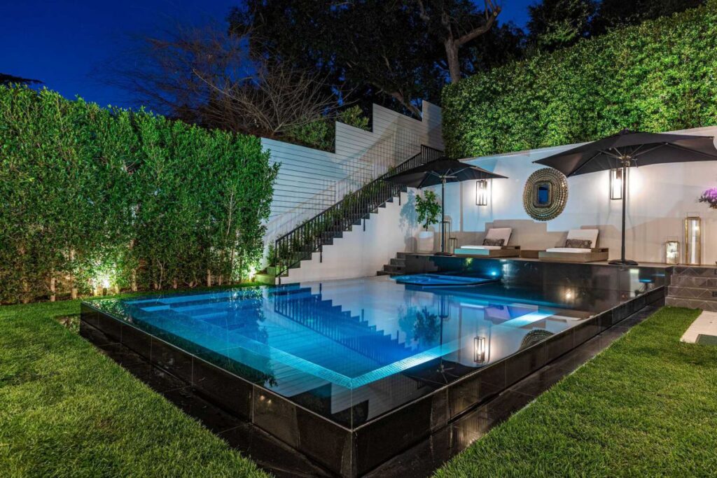 Brand New Home in Beverly Hills offers Exquisite Architecture