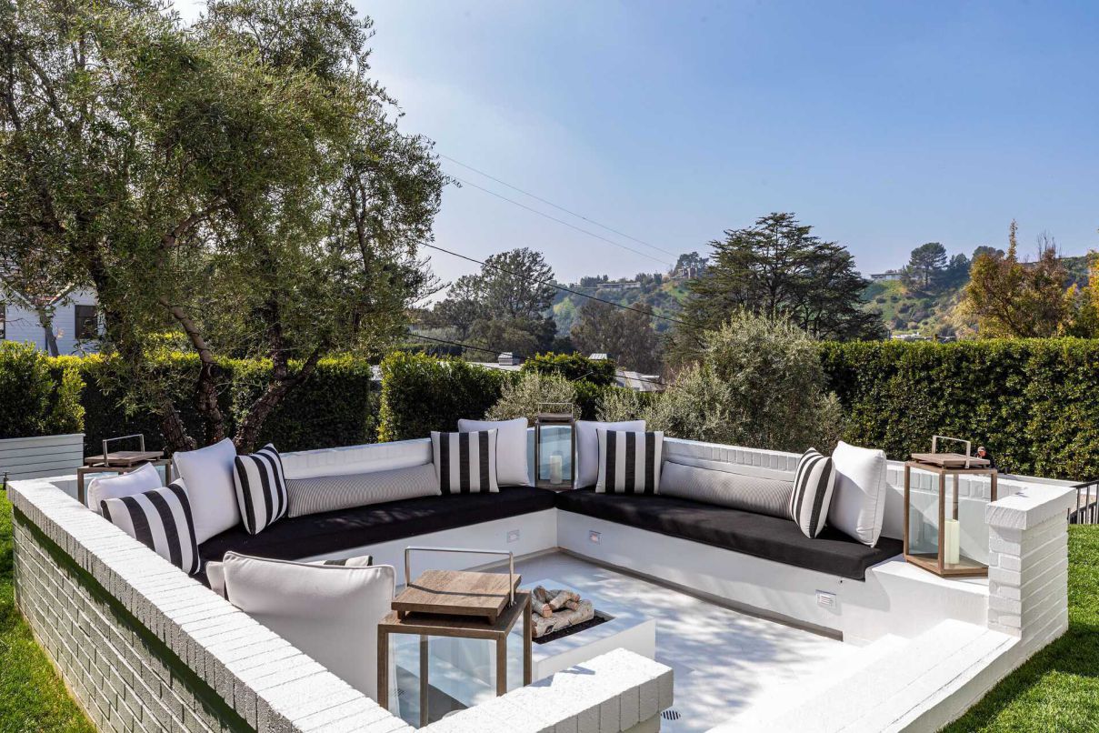 16.5-Million-Brand-New-Home-in-Beverly-Hills-offers-Exquisite-Architecture-4