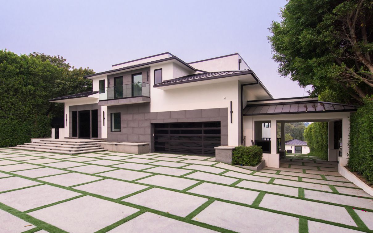 A Perfectly Luxurious Los Angeles Home for Sale at 25 Million