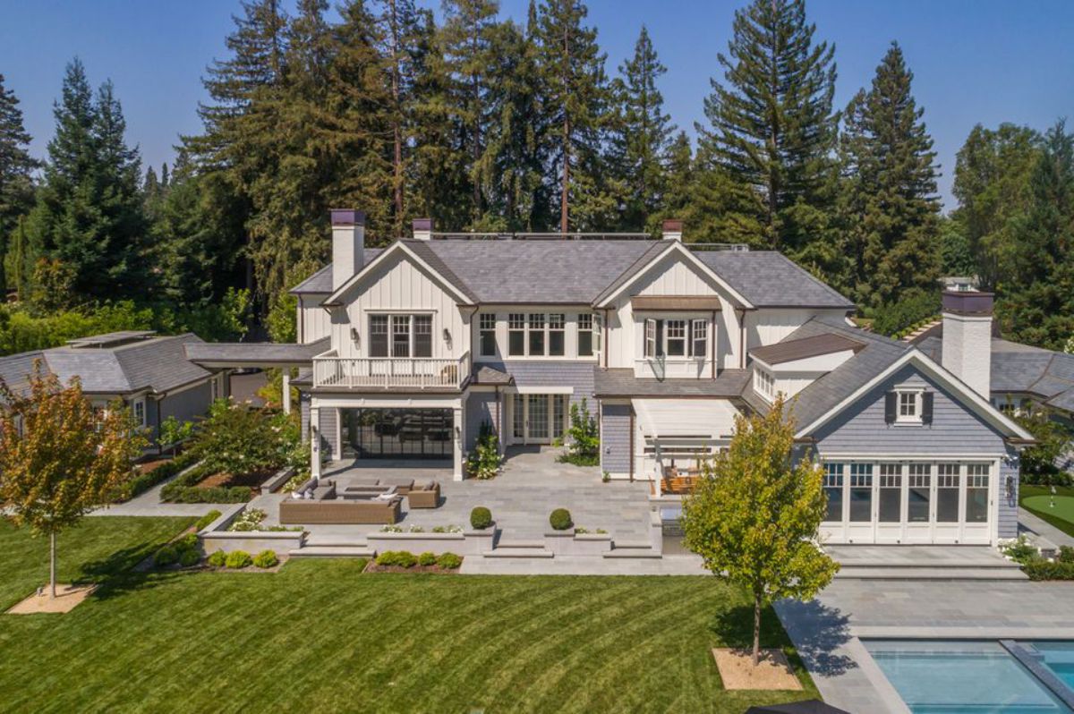 A-Timeless-Traditional-Atherton-Home-for-Sale-16