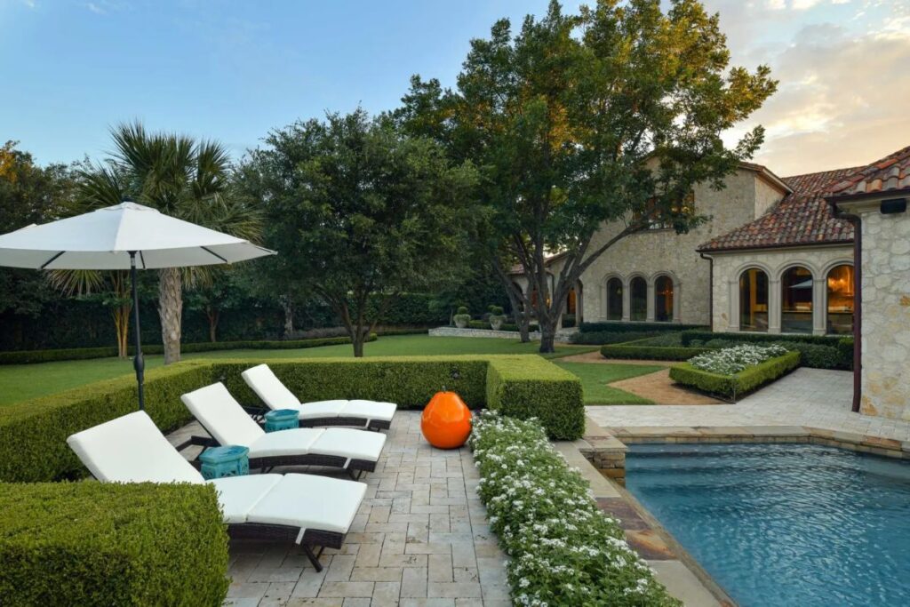 An Exquisite Mediterranean-style Dallas Home for Sale