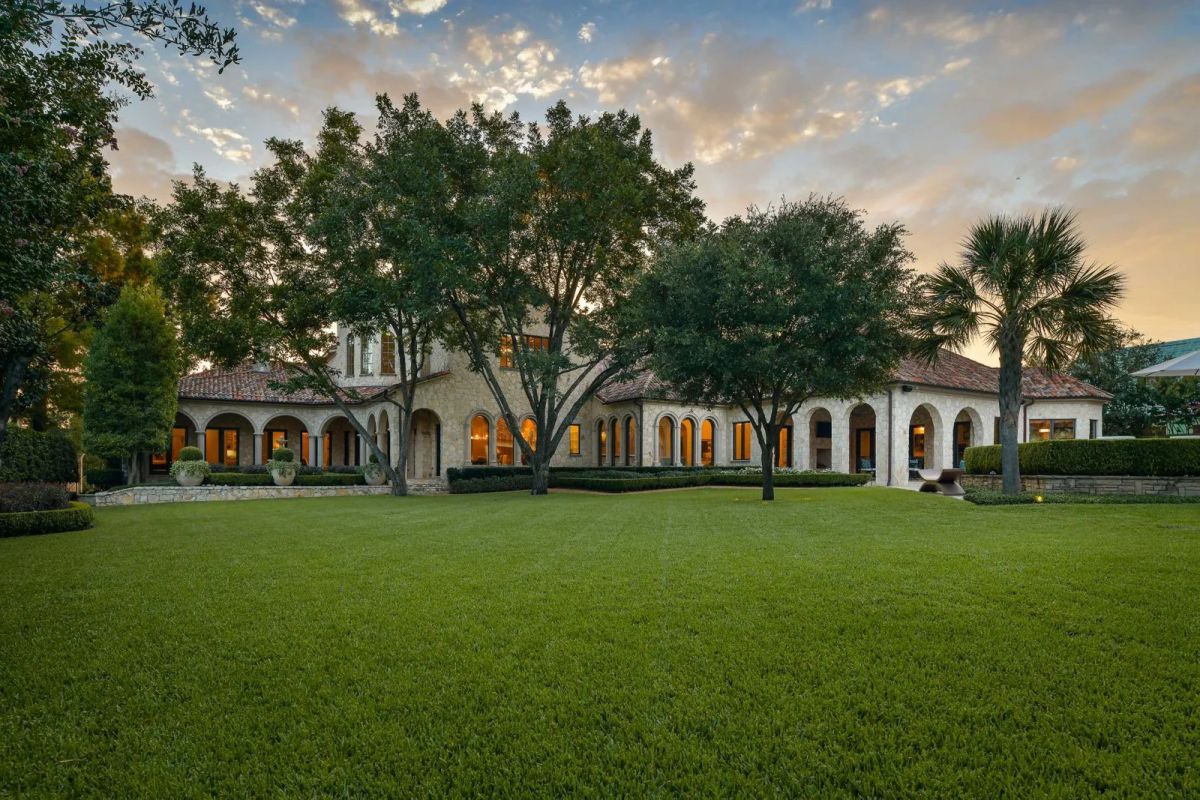 An-Exquisite-Mediterranean-style-Dallas-Home-for-Sale-24