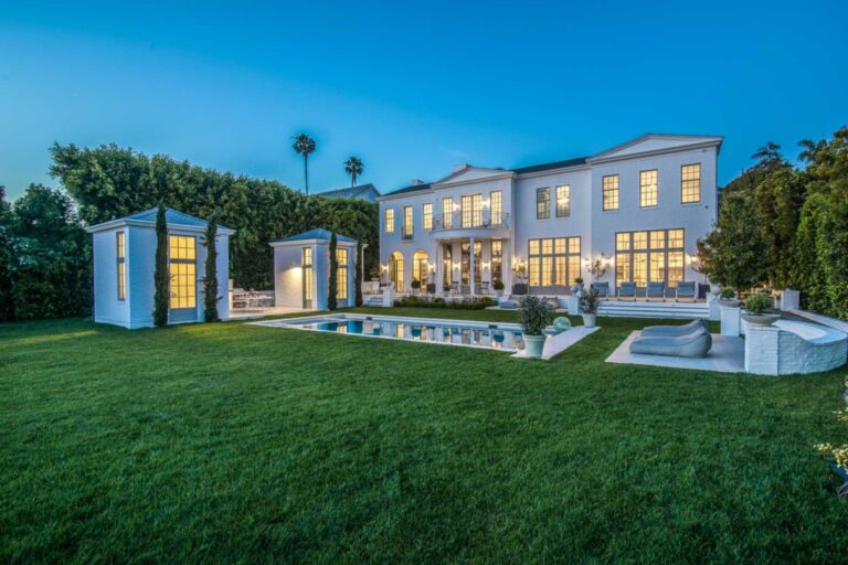 An extraordinary Los Angeles Traditional Home Asking for $25 Million