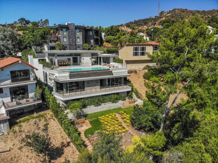 Architectural Masterpiece in Los Angeles Lists for $15 Million