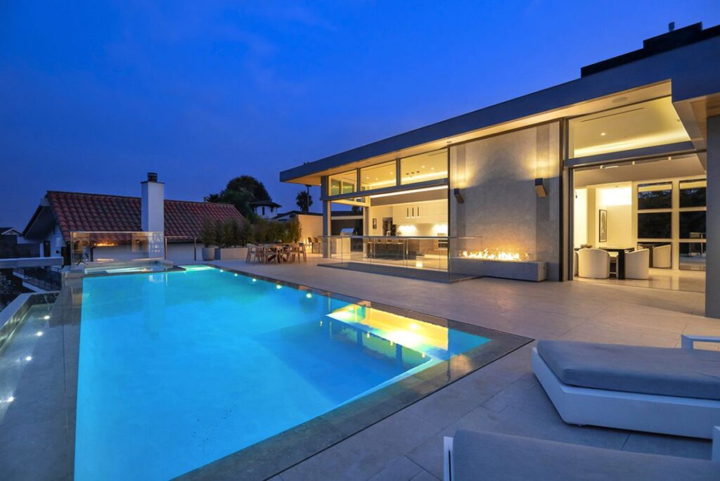 Architectural Masterpiece in Los Angeles