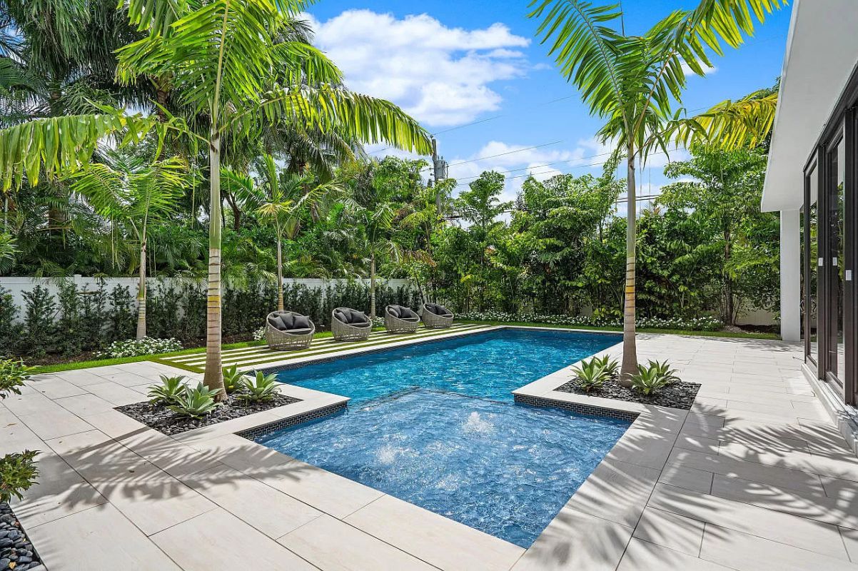 Brand-New-Delray-Beach-Contemporary-Home-for-Sale-22