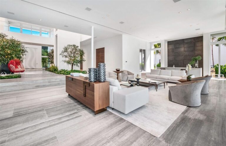 Center Island Contemporary Home in Florida for Sale at $11.995 Million