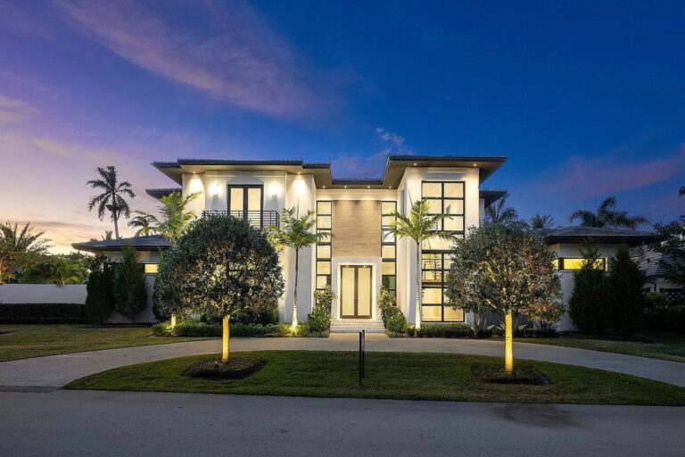 Classic Modern Delray Beach Home for Sale at $5.695 Million
