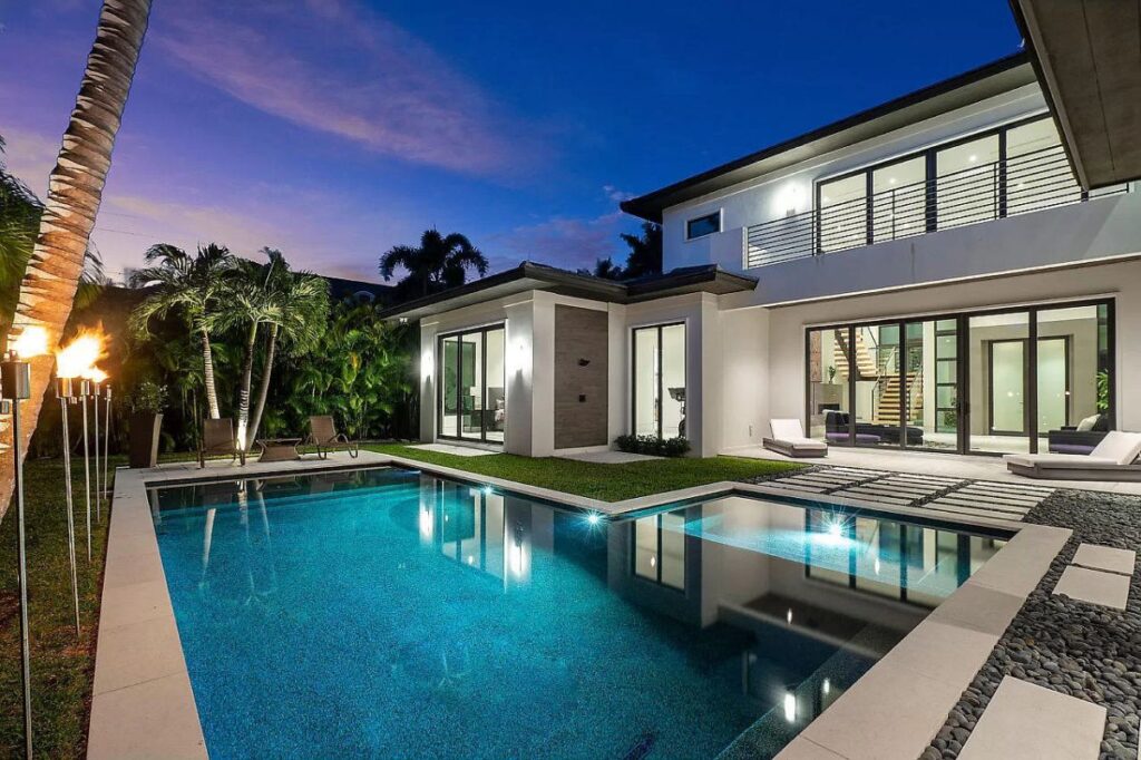 Classic Modern Delray Beach Home for Sale at $5.695 Million