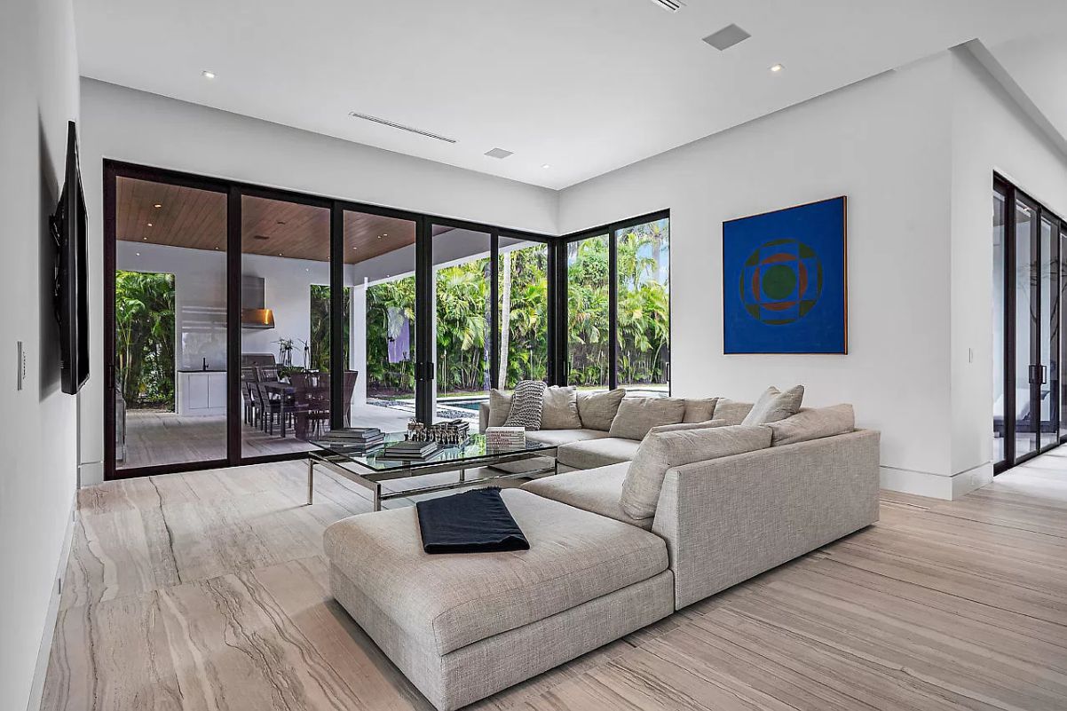 Classic-Modern-Delray-Beach-Home-for-Sale-12