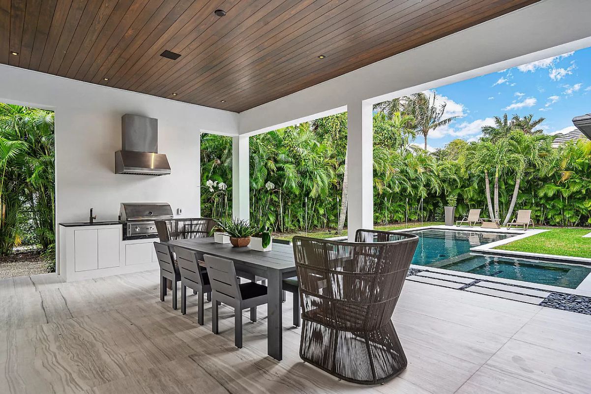 Classic-Modern-Delray-Beach-Home-for-Sale-24
