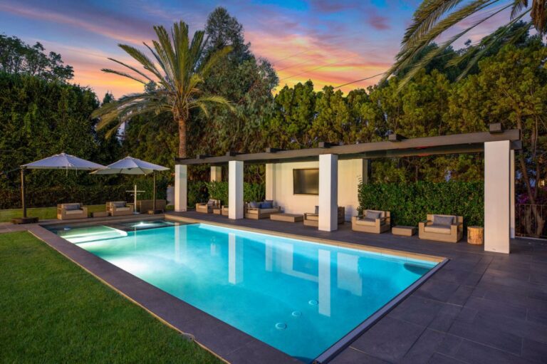 Contemporary Mediterranean Home In Los Angeles 37 768x511 