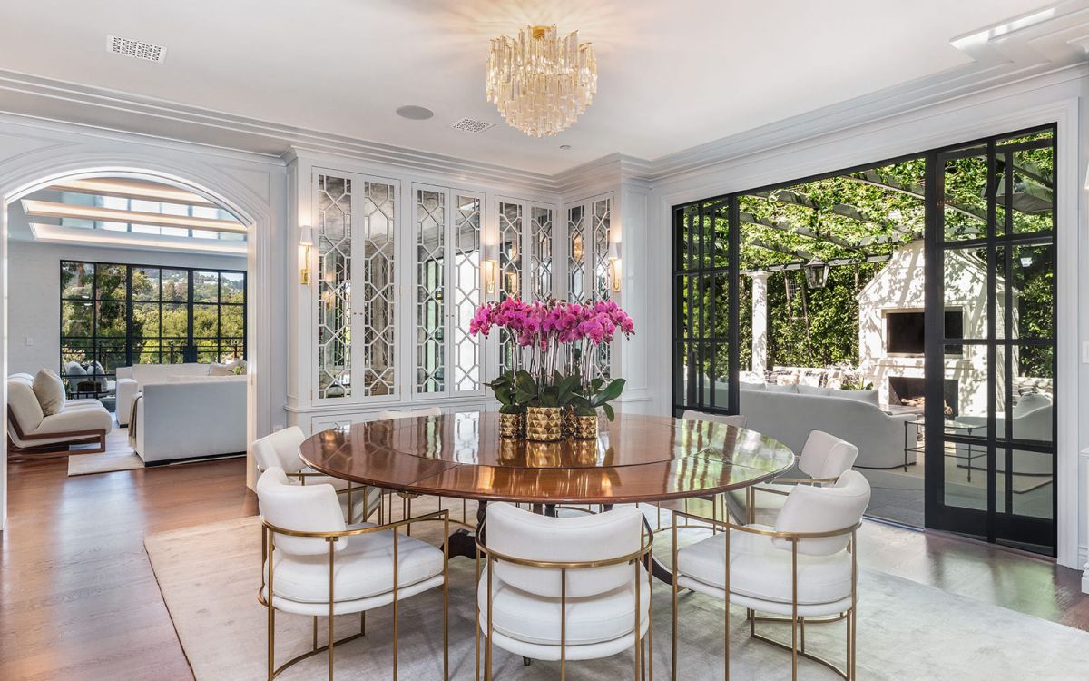 Elegant-New-Custom-Built-Beverly-Hills-Mansion-for-Sale-6