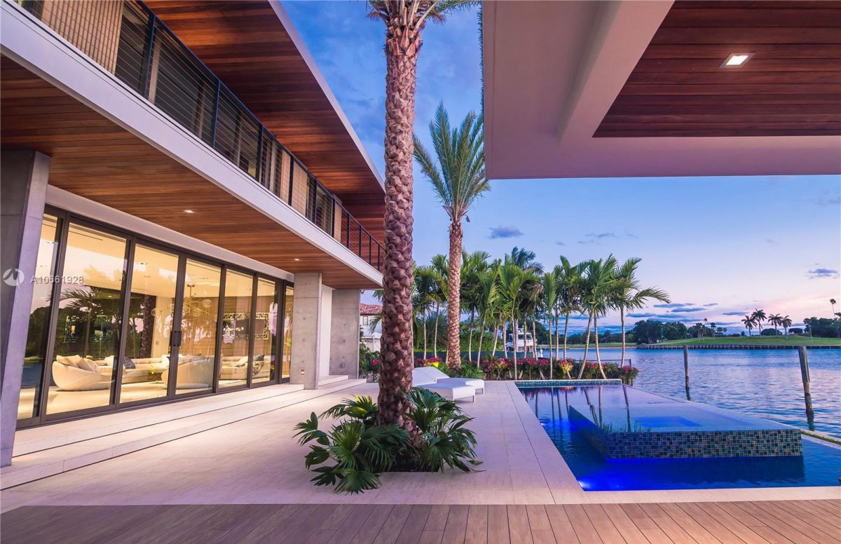 Florida-Dream-Home-in-Exclusive-Bay-Harbor-Islands-Asking-12.9-Million-25