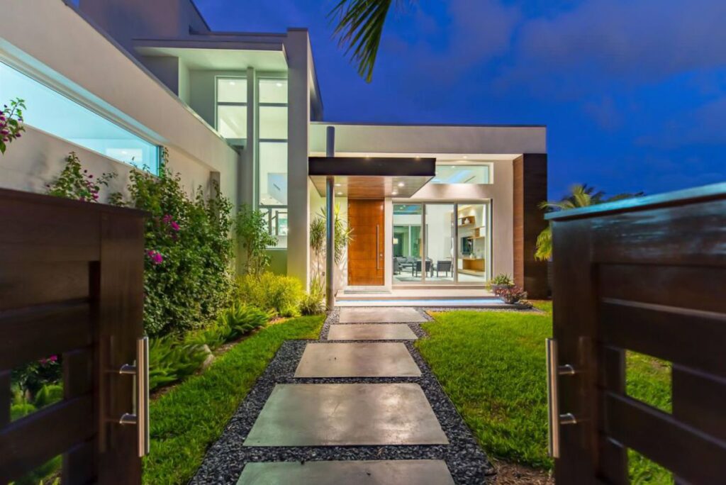 Fort Lauderdale Intercoastal Home Design by In-Site Design Group LLC
