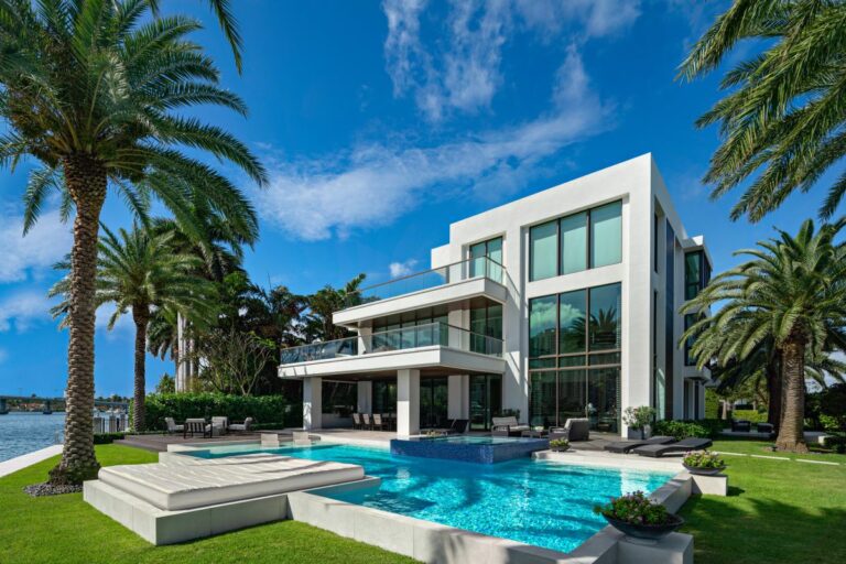 Gorgeous Florida Modern Home on Castilla Isle Asks for $23.25 Million