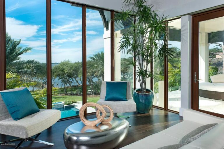 3.95M House for sale in Rockledge with Superior Construction