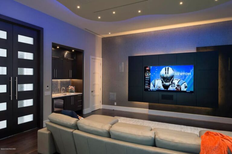 3.95M House for sale in Rockledge with Superior Construction