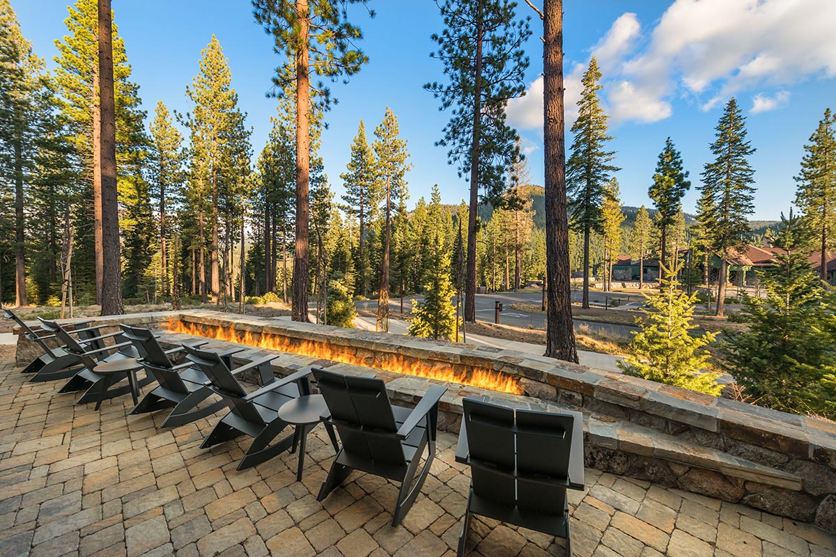 Lake-Tahoe-Home-on-Martis-Lot-292-by-Walton-Architecture-Engineering-14
