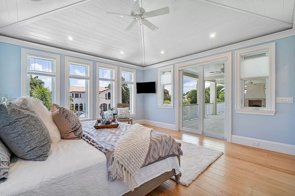 Magnificent Custom-built Boca Raton Home for Sale at $3.975 Million