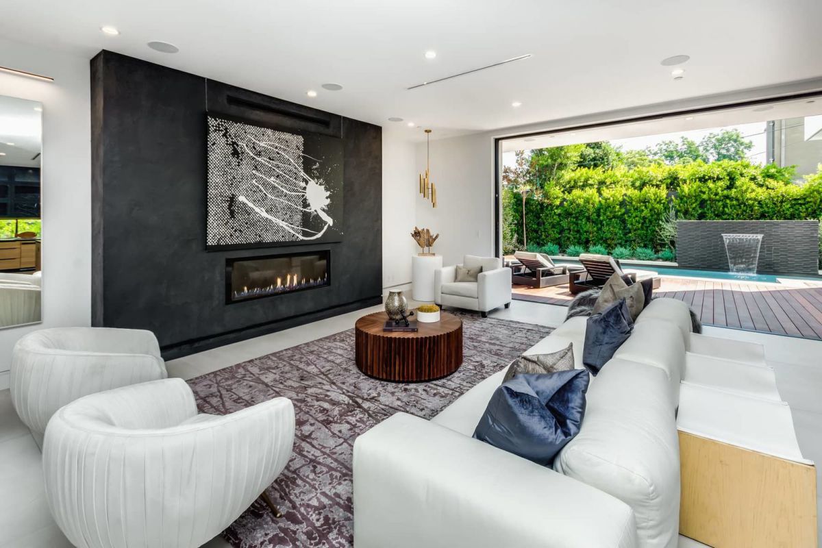 Masterfully-Designed-Los-Angeles-Home-for-Sale-at-4.195-Million-11