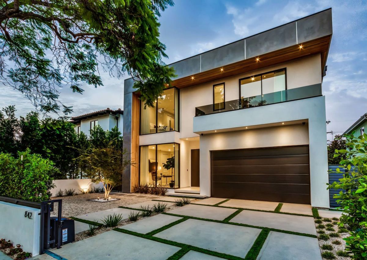 Masterfully-Designed-Los-Angeles-Home-for-Sale-at-4.195-Million-2