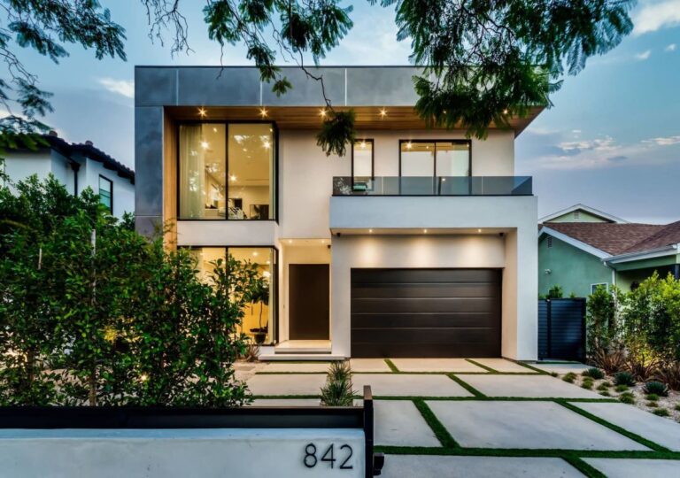 Masterfully Designed Los Angeles Home for Sale at $4.195 Million