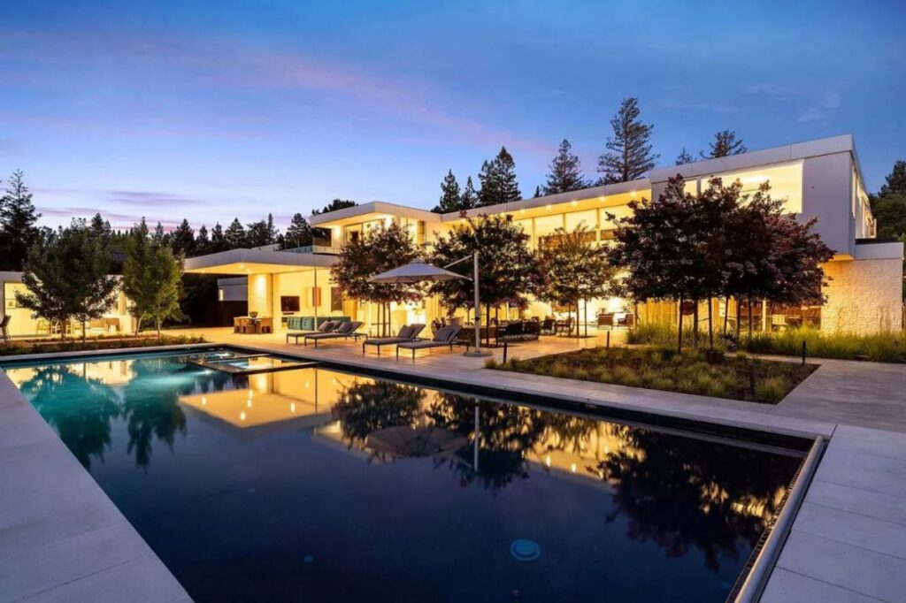 Modern Luxury House in Atherton, California