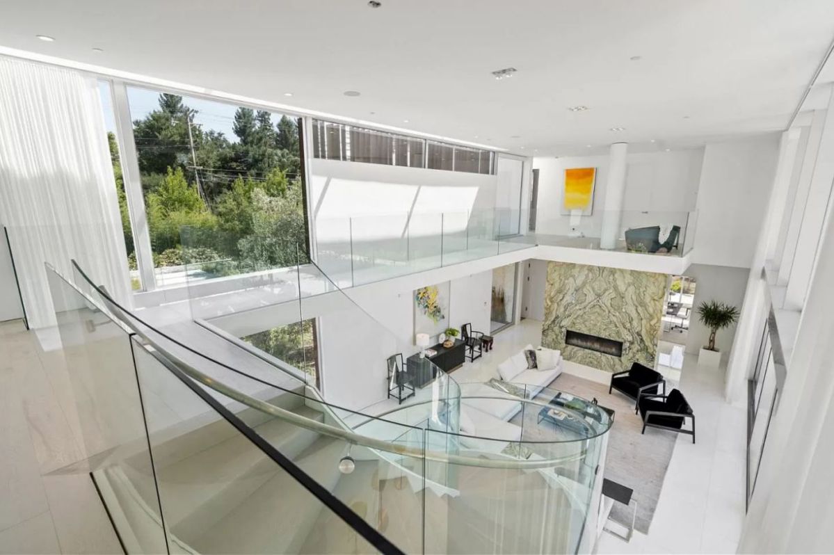 Modern-Luxury-House-in-Atherton-California-4